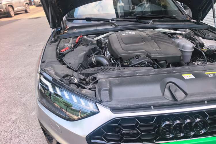 Used Audi A4L 2024 40 TFSI quattro RS Performance Package Engine Bay Right