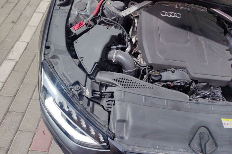 Used Audi A4L 2024 40 TFSI Fashion Dynamic Model Engine Bay Right