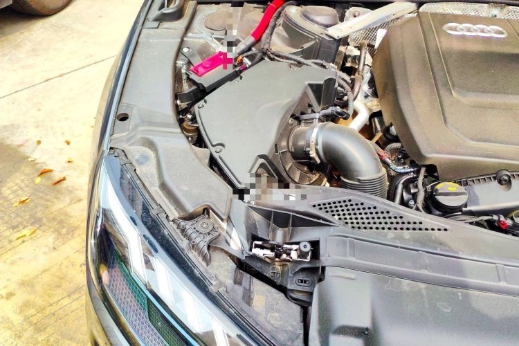 Used Audi A4L 2024 40 TFSI quattro RS Performance Package Engine Bay Right