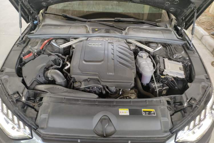Used Audi A4L 2024 40 TFSI Luxury Dynamic Edition Engine Bay