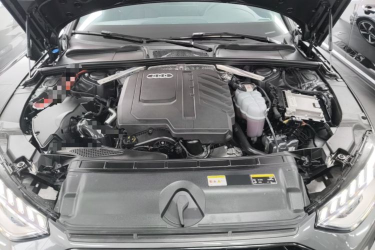 Used Audi A4L 2024 40 TFSI Luxury Dynamic Edition Engine Bay