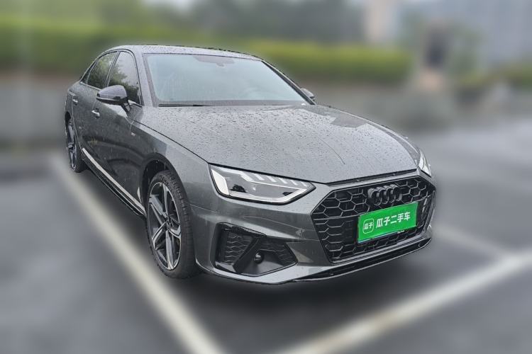 Used Audi A4L 2024 40 TFSI Luxury Dynamic Edition Front Right 45 Deg
