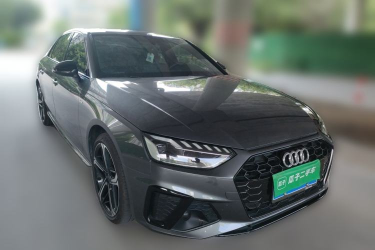 Used Audi A4L 2024 40 TFSI Luxury Dynamic Edition Front Right 45 Deg