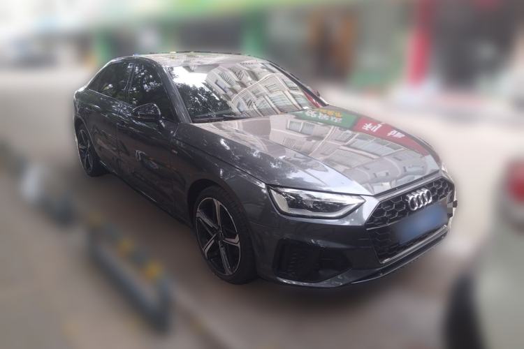 Used Audi A4L 2024 40 TFSI Luxury Dynamic Edition Front Right 45 Deg