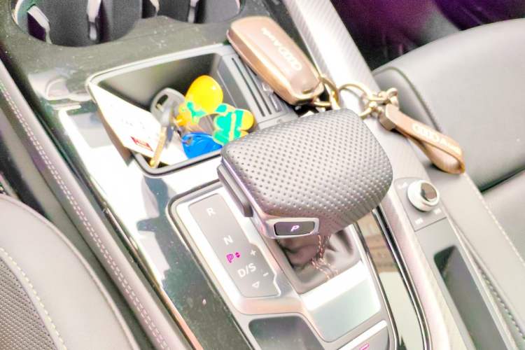 Used Audi A4L 2024 40 TFSI quattro RS Performance Package Gear Lever
