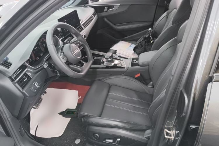 Used Audi A4L 2024 40 TFSI Luxury Dynamic Edition Left Front Seat