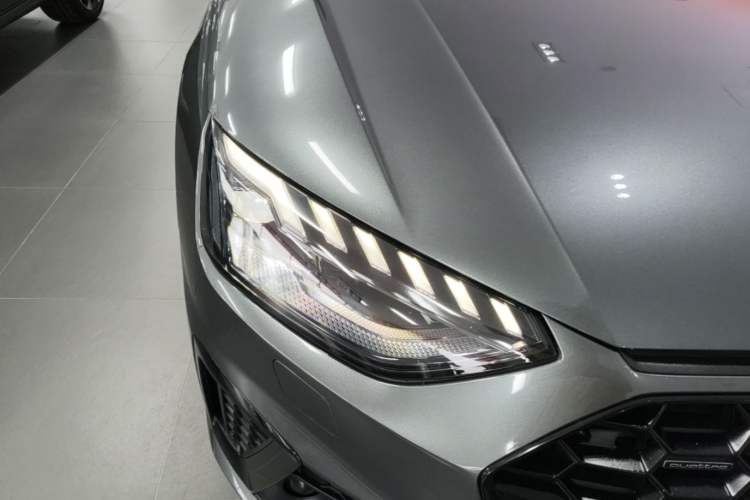 Used Audi A4L 2024 45 TFSI quattro Prestige Dynamic Edition Right Front Headlight