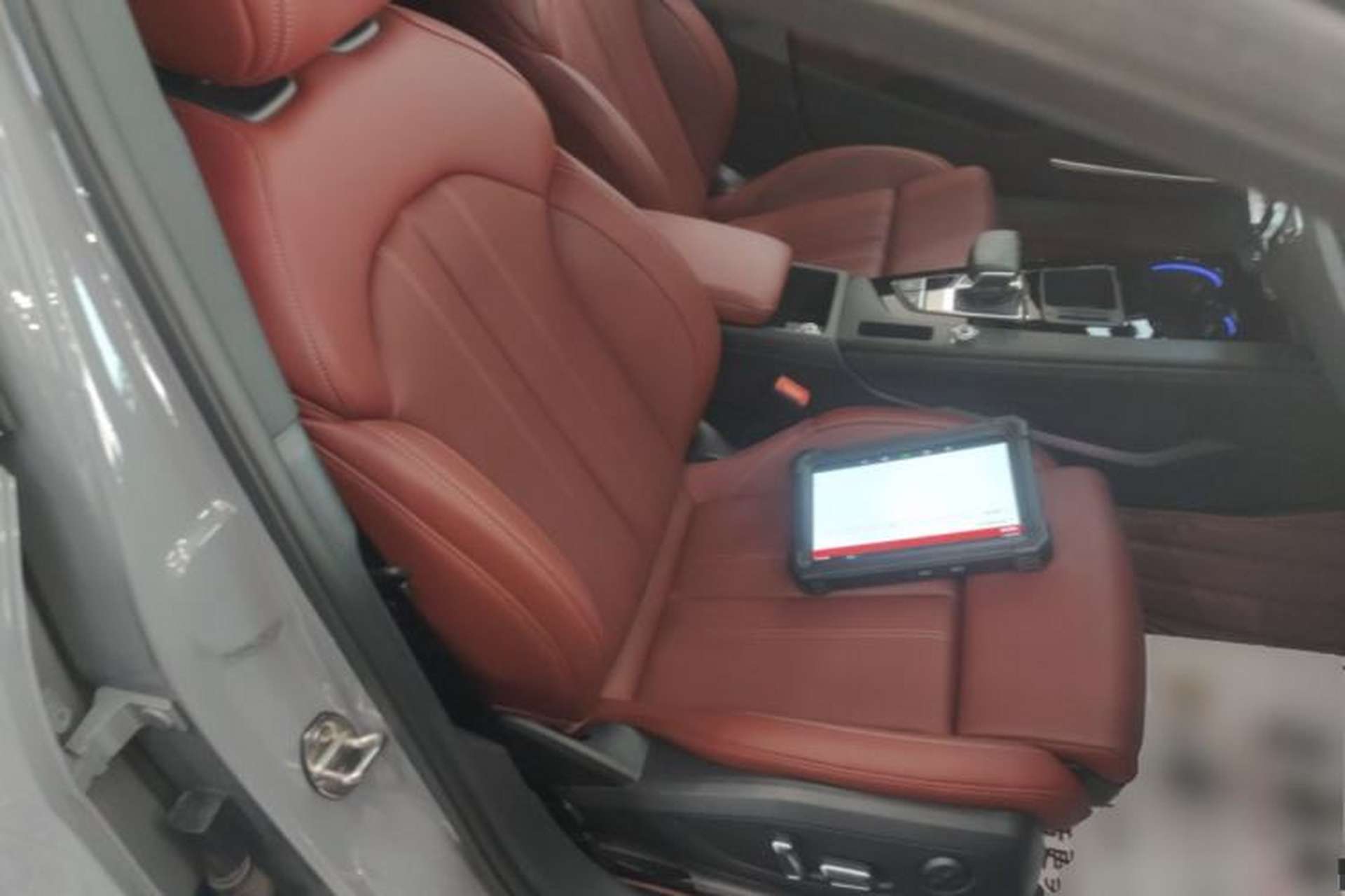 Used Audi A4L 2024 40 TFSI Luxury Dynamic Edition (Starry Night Version) Right Front Seat