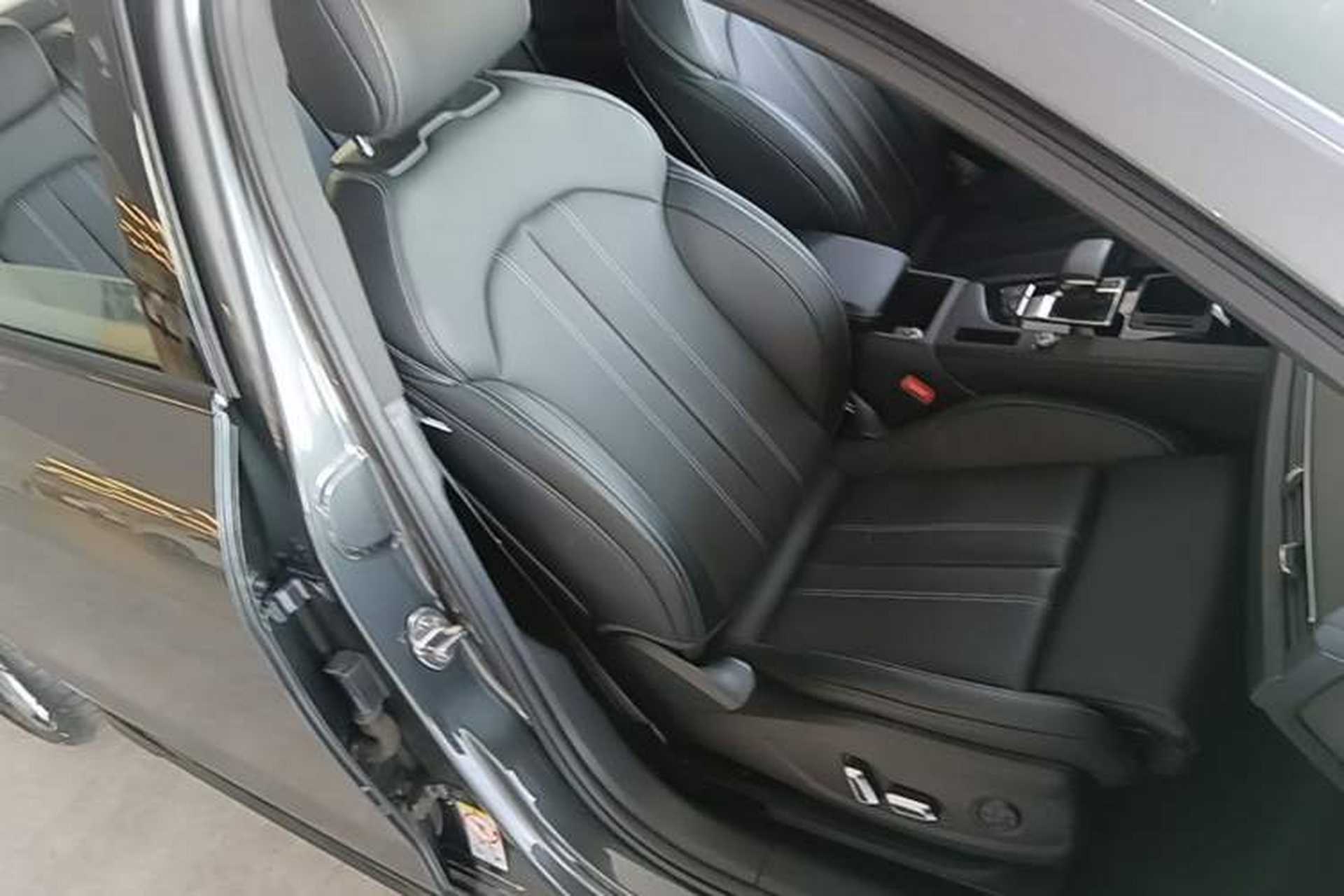 Used Audi A4L 2024 40 TFSI Luxury Dynamic Edition Right Front Seat