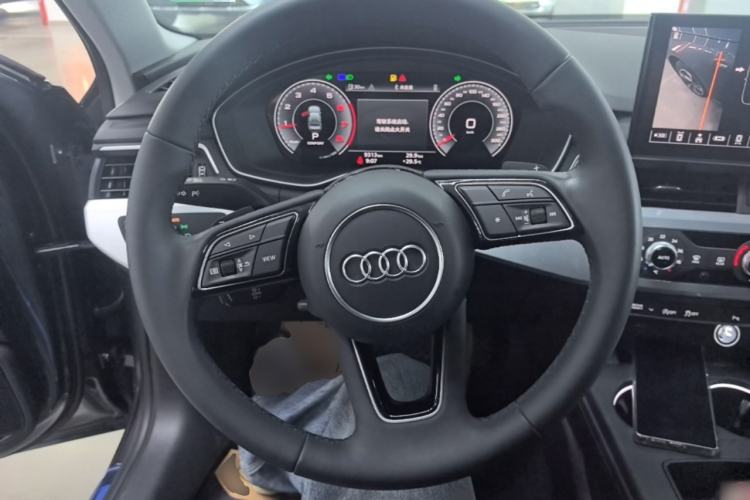 Used Audi A4L 2024 40 TFSI Fashion Dynamic Model Steering Wheel