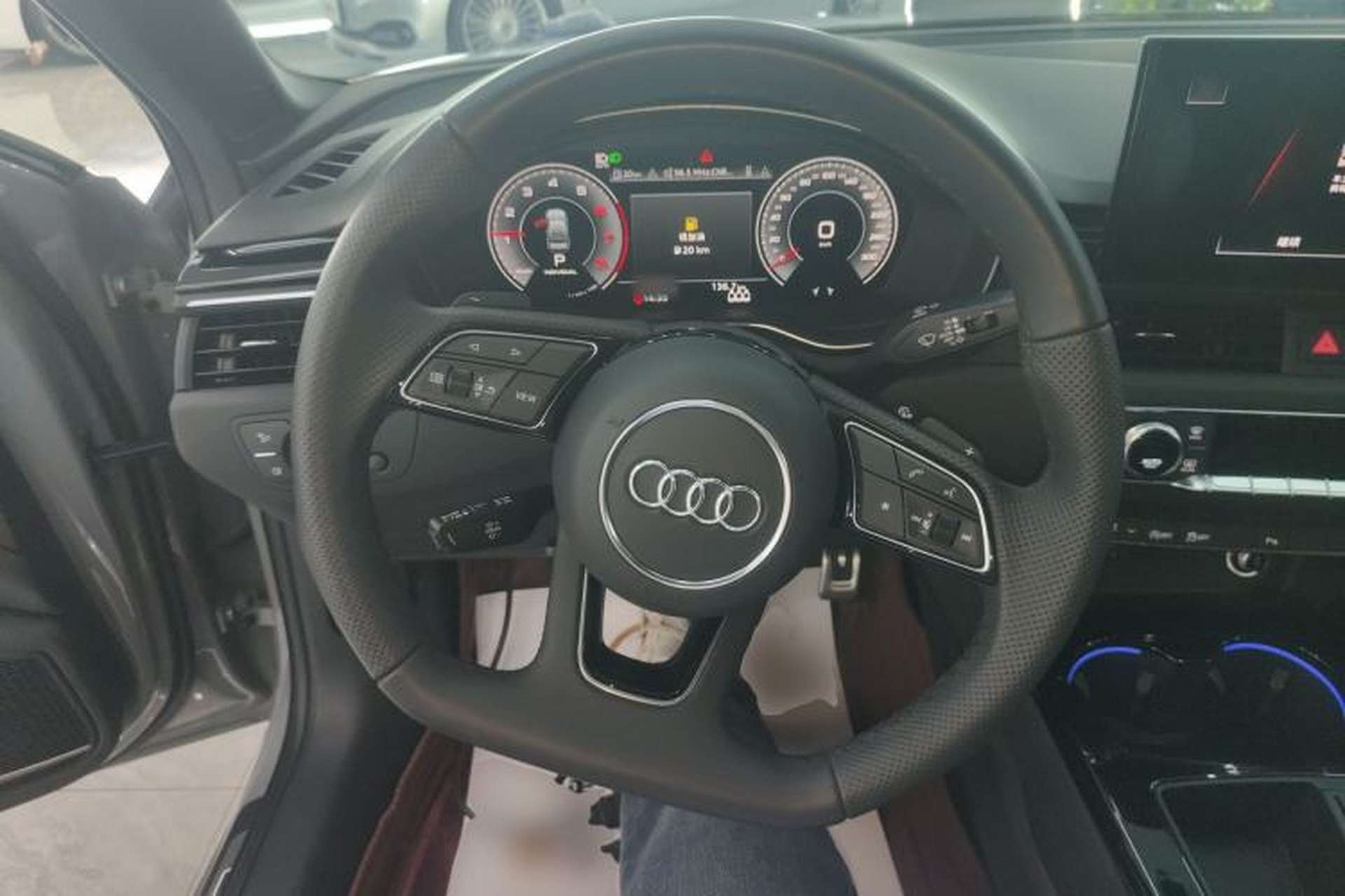 Used Audi A4L 2024 40 TFSI Luxury Dynamic Edition (Starry Night Version) Steering Wheel