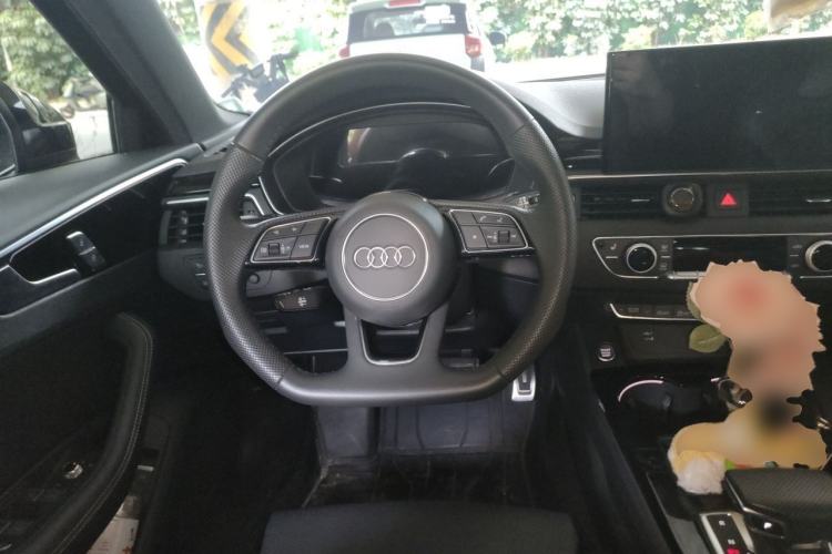 Used Audi A4L 2024 40 TFSI Luxury Dynamic Edition Steering Wheel