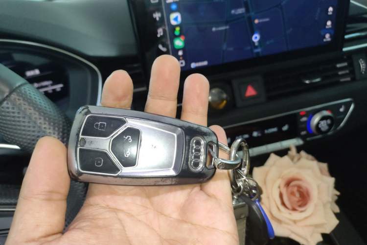 Used Audi A4L 2024 40 TFSI Luxury Dynamic Edition Vehicle Key
