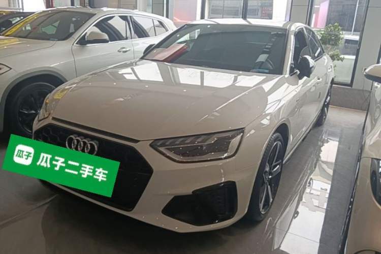 Used Audi A4L 2024 40 TFSI Luxury Dynamic Edition Guazi used car, China used car export, Used car for sale, Used cars, Cheapest cars for sale