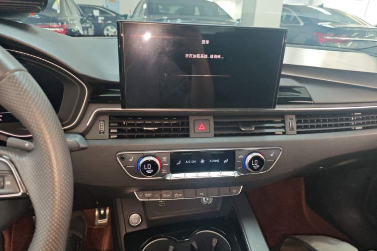 Used Audi A4L 2024 40 TFSI Luxury Dynamic Edition Audio And AC Panel