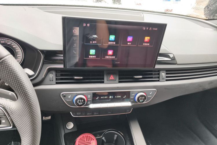 Used Audi A4L 2024 40 TFSI Luxury Dynamic Edition (Starry Night Version) Audio And AC Panel