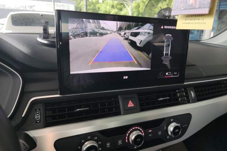 Used Audi A4L 2024 40 TFSI Fashion Dynamic Model Audio And AC Panel