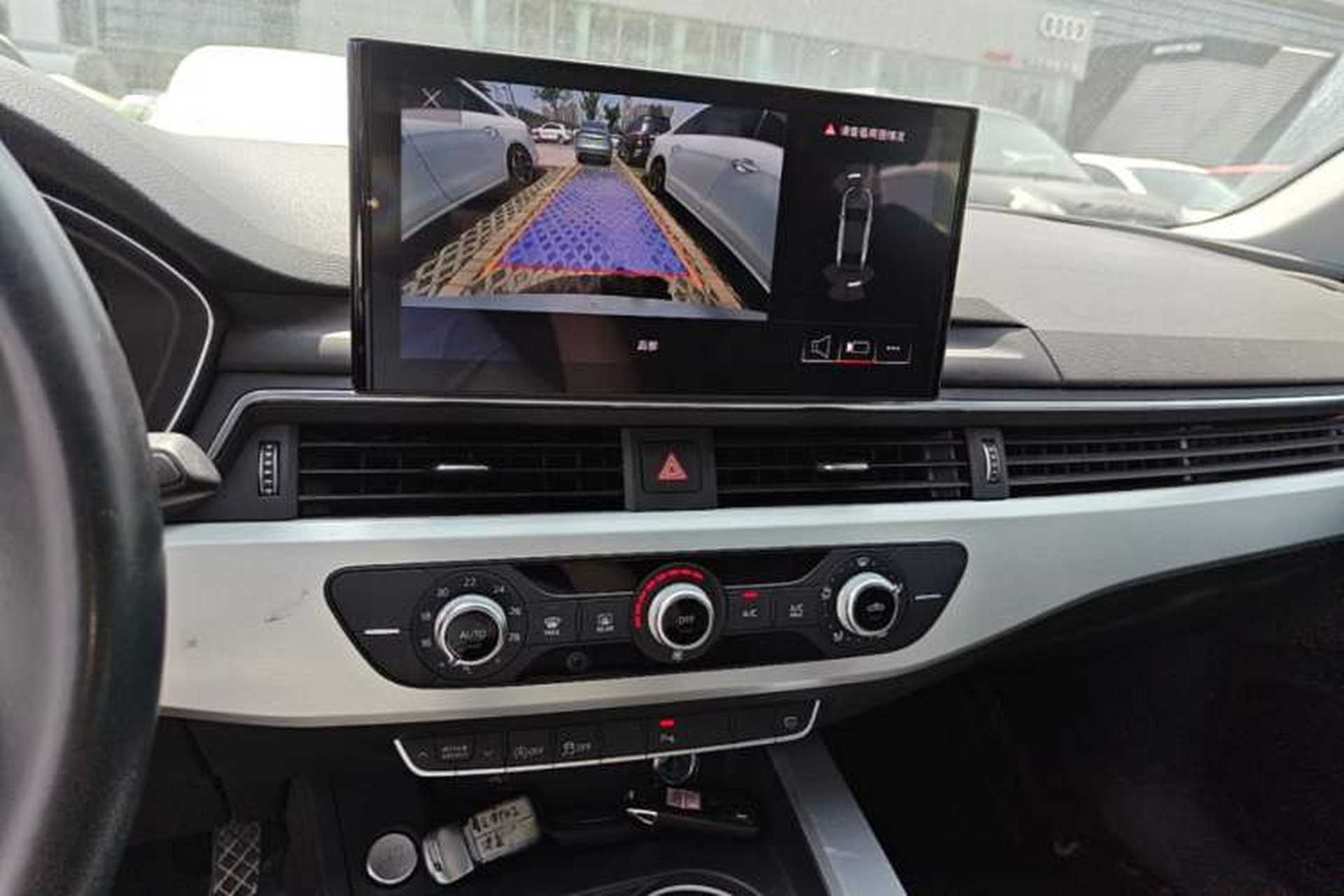 Used Audi A4L 2024 40 TFSI Fashion Dynamic Model Audio And AC Panel