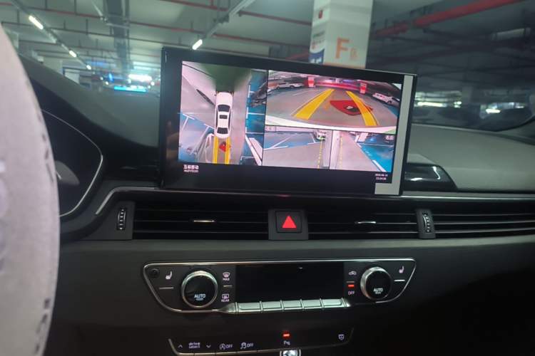 Used Audi A4L 2024 40 TFSI Luxury Dynamic Edition Audio And AC Panel