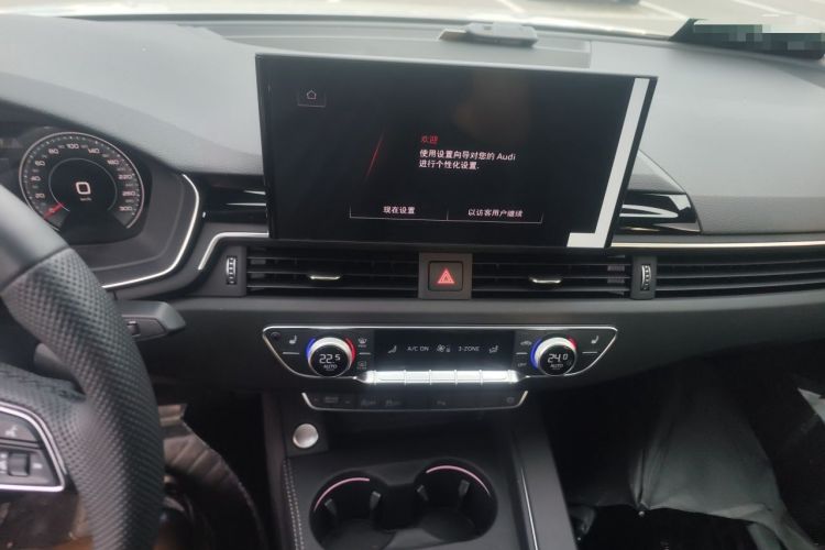 Used Audi A4L 2024 40 TFSI Luxury Dynamic Edition Audio And AC Panel