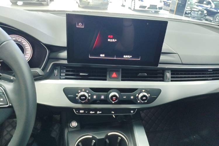 Used Audi A4L 2024 40 TFSI Fashion Dynamic Model Audio And AC Panel