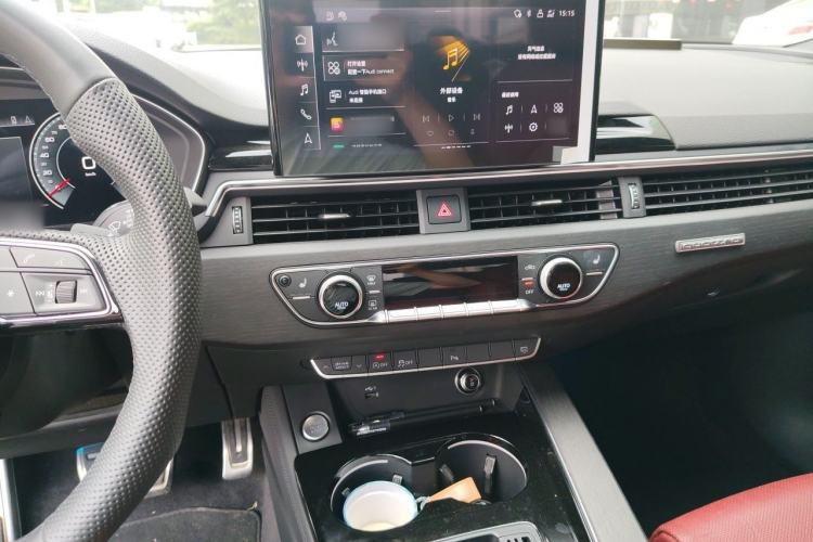Used Audi A4L 2024 40 TFSI Luxury Dynamic Edition (Starry Night Version) Audio And AC Panel
