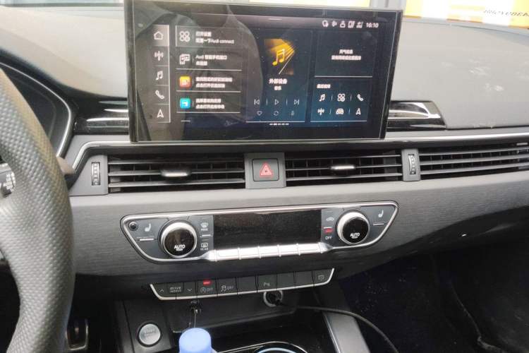 Used Audi A4L 2024 40 TFSI Luxury Dynamic Edition Audio And AC Panel