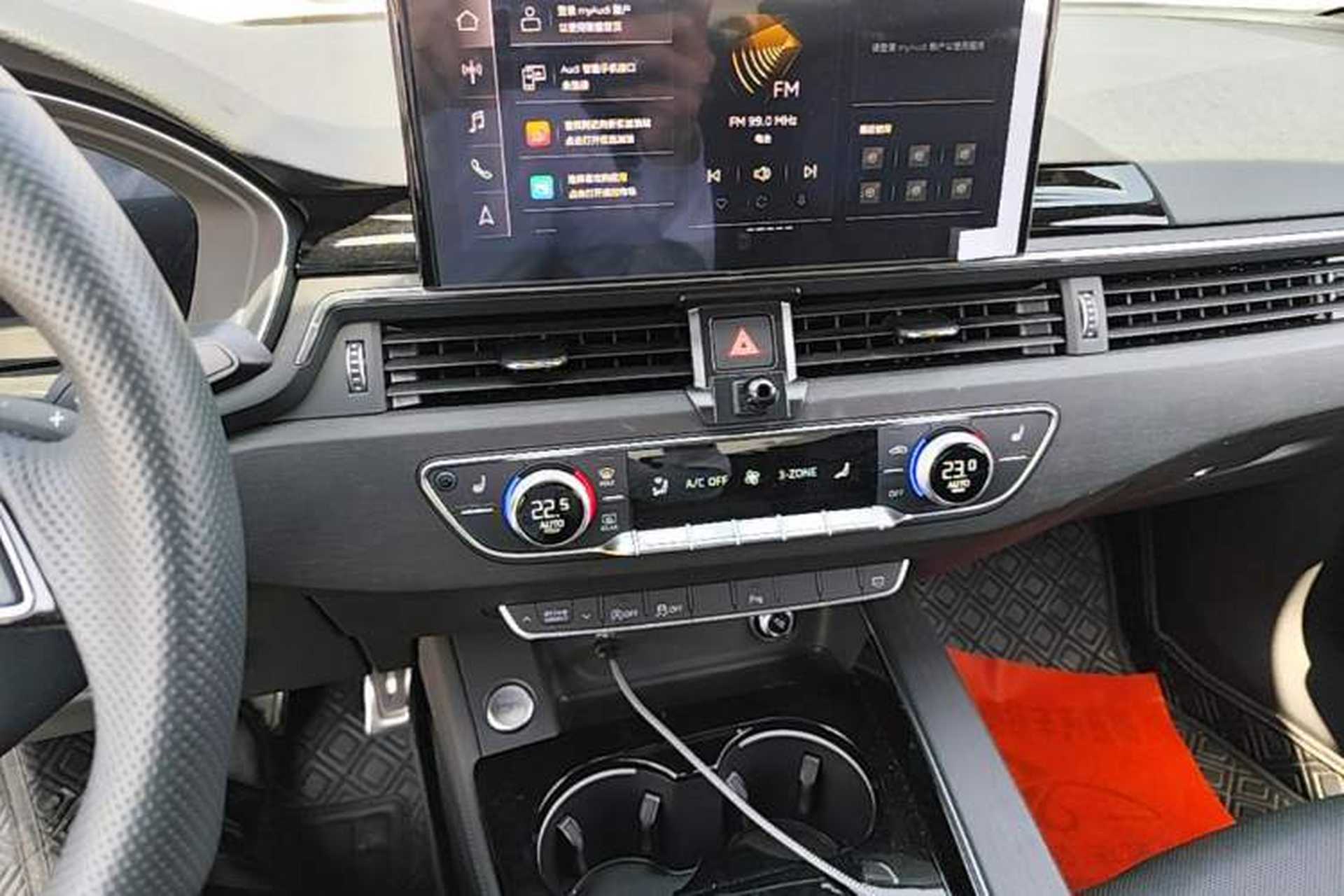 Used Audi A4L 2024 40 TFSI Luxury Dynamic Edition Audio And AC Panel