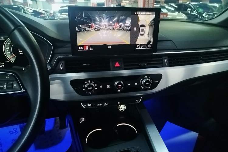 Used Audi A4L 2024 40 TFSI Fashion Dynamic Model Audio And AC Panel