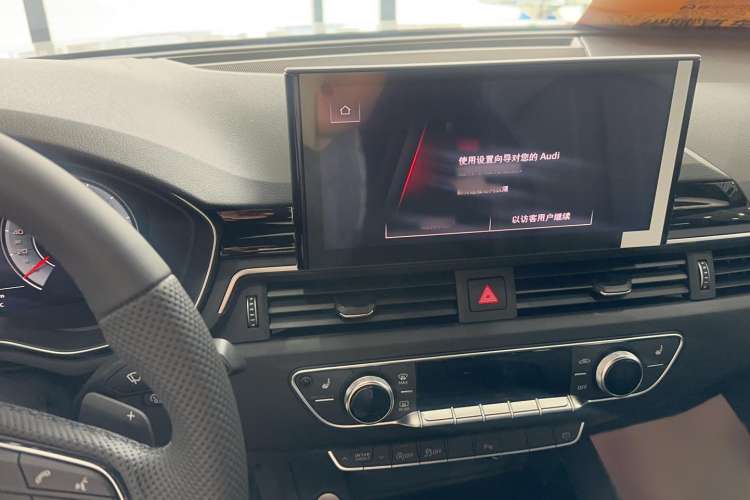 Used Audi A4L 2024 40 TFSI Luxury Dynamic Edition Audio And AC Panel