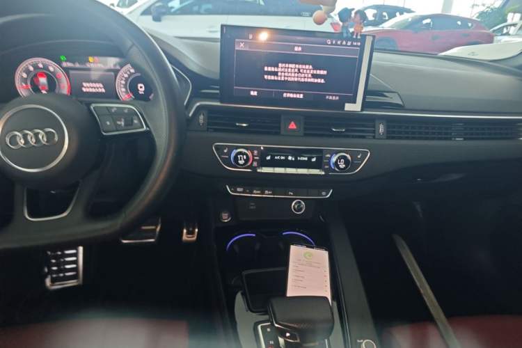 Used Audi A4L 2024 40 TFSI Luxury Dynamic Edition Audio And AC Panel