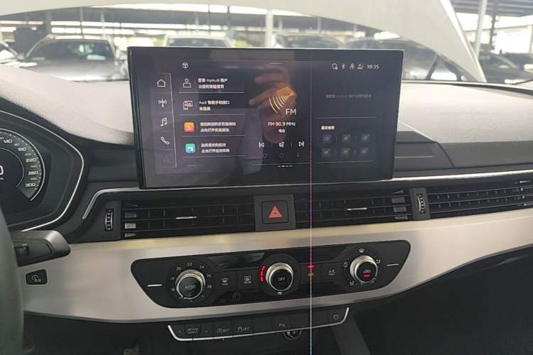 Used Audi A4L 2024 40 TFSI Fashion Dynamic Model Audio And AC Panel