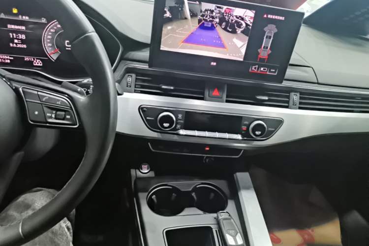 Used Audi A4L 2024 40 TFSI Fashion Dynamic Model Audio And AC Panel