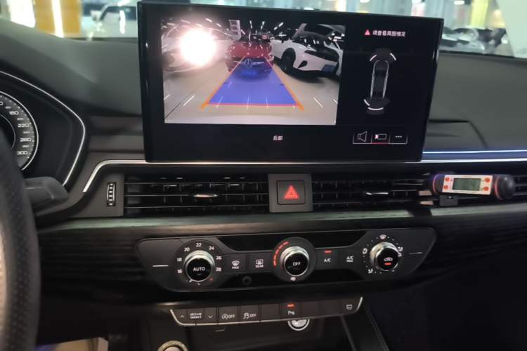 Used Audi A4L 2024 40 TFSI Fashion Dynamic Model Audio And AC Panel
