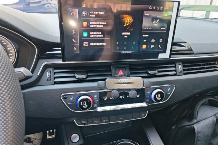 Used Audi A4L 2024 40 TFSI Luxury Dynamic Edition Audio And AC Panel