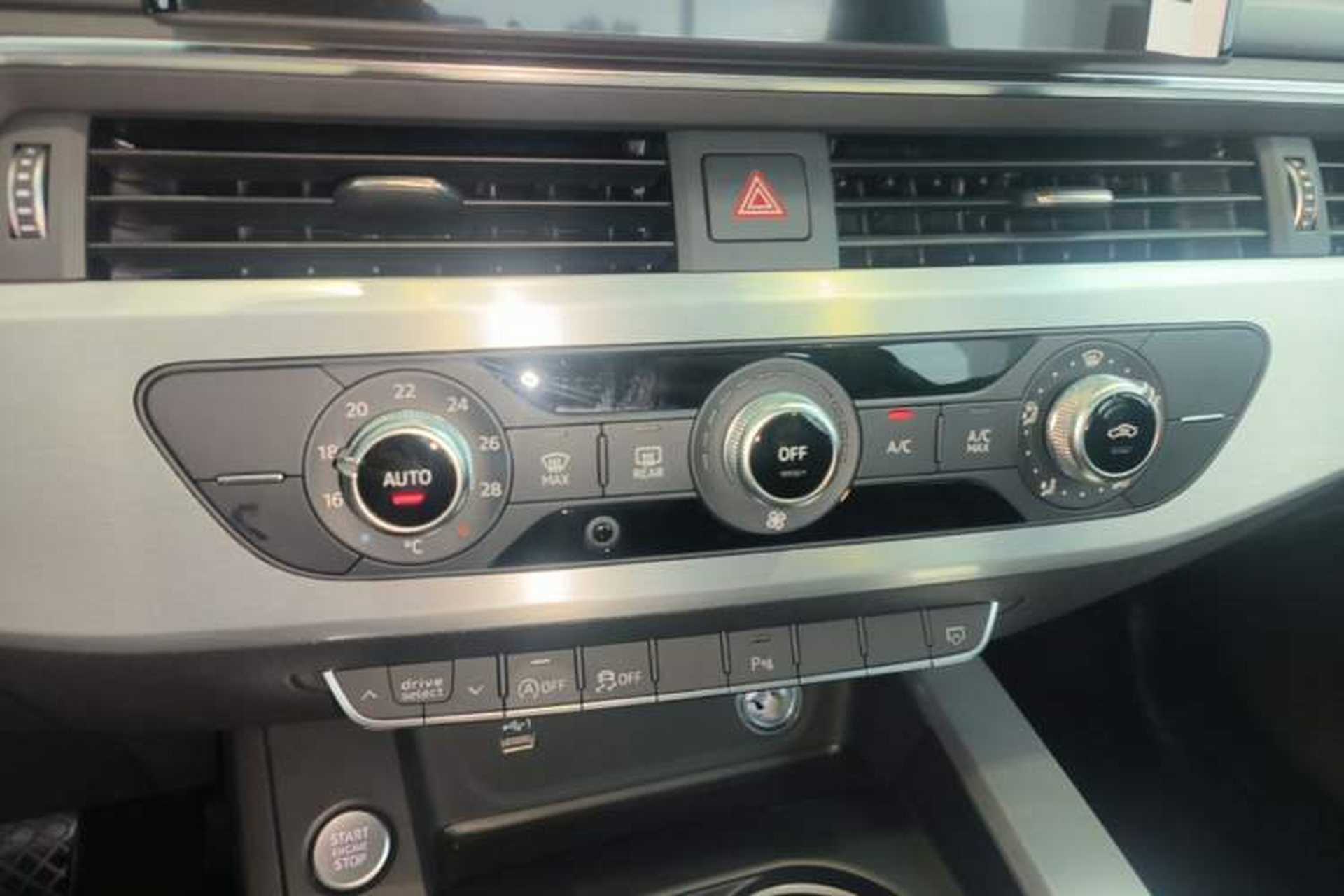 Used Audi A4L 2024 40 TFSI Fashion Dynamic Model Audio And AC Panel