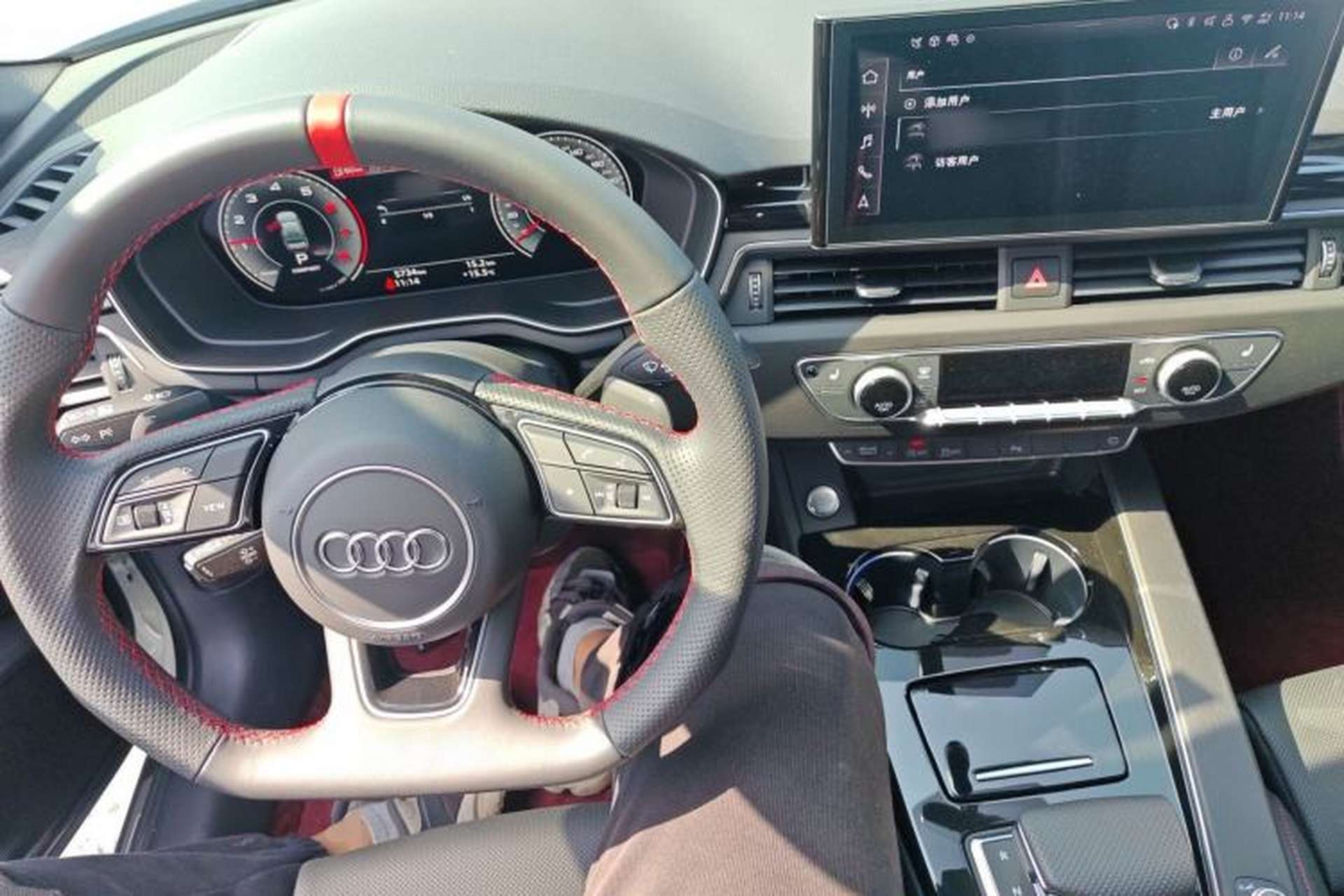 Used Audi A4L 2024 40 TFSI Luxury Dynamic Edition Center Console