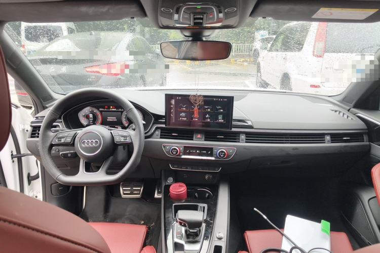 Used Audi A4L 2024 40 TFSI Luxury Dynamic Edition (Starry Night Version) Center Console