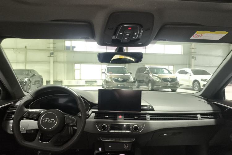 Used Audi A4L 2024 40 TFSI Luxury Dynamic Edition Center Console