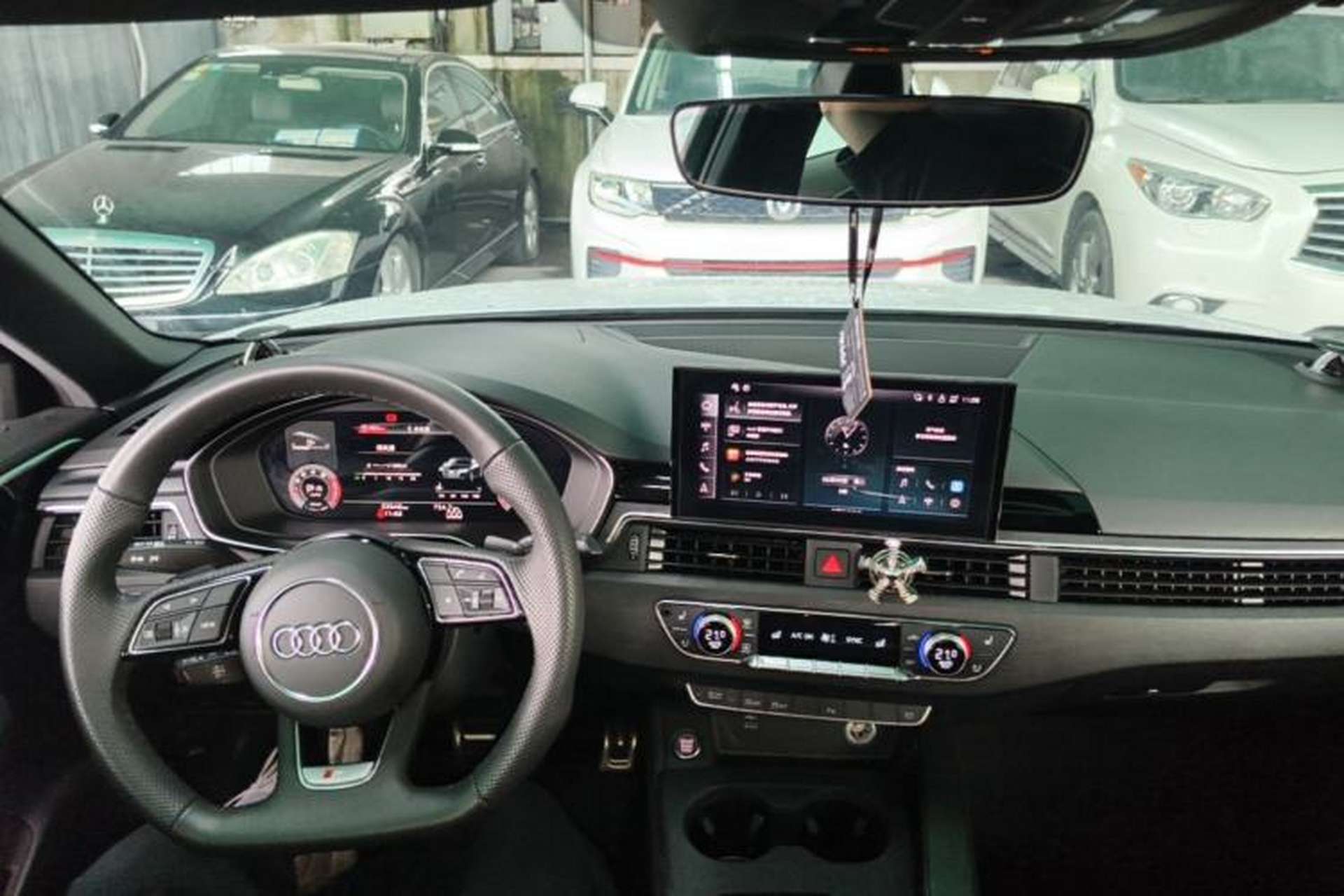 Used Audi A4L 2024 40 TFSI Luxury Dynamic Edition Center Console