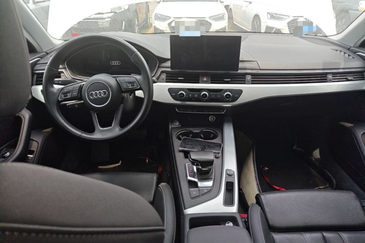 Used Audi A4L 2024 40 TFSI Fashion Dynamic Model Center Console