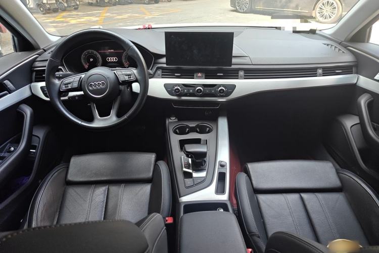 Used Audi A4L 2024 40 TFSI Fashion Dynamic Model Center Console