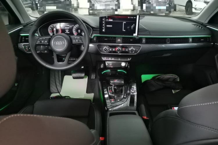 Used Audi A4L 2024 40 TFSI Fashion Dynamic Model Center Console