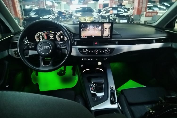 Used Audi A4L 2024 40 TFSI Fashion Dynamic Model Center Console