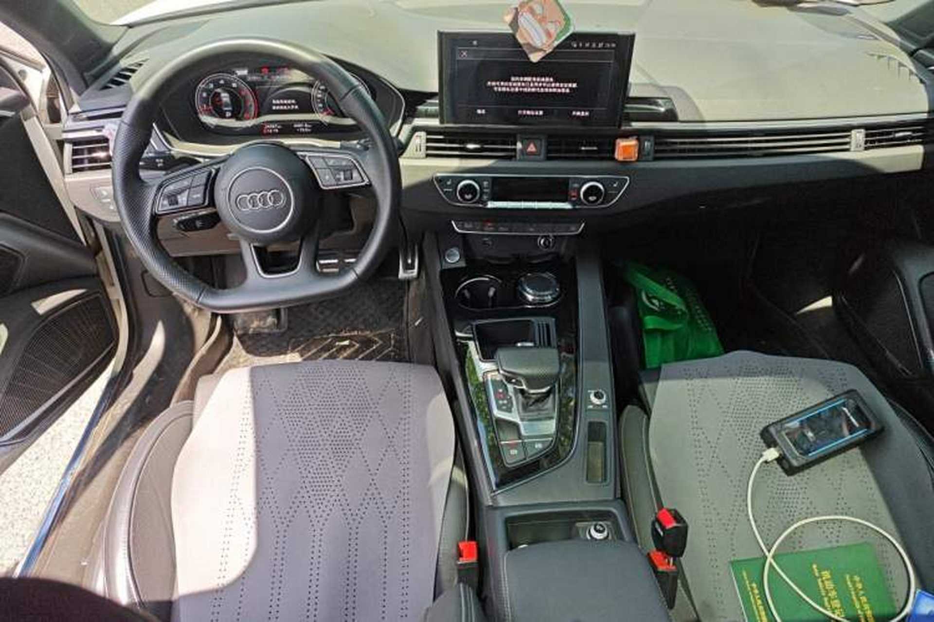 Used Audi A4L 2024 40 TFSI Luxury Dynamic Edition Center Console