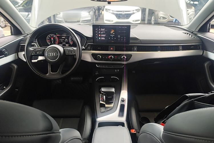 Used Audi A4L 2024 40 TFSI Fashion Dynamic Model Center Console