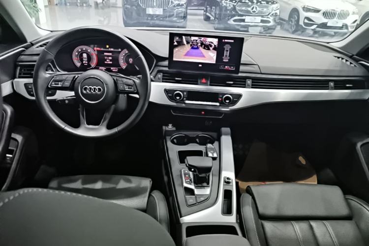 Used Audi A4L 2024 40 TFSI Fashion Dynamic Model Center Console