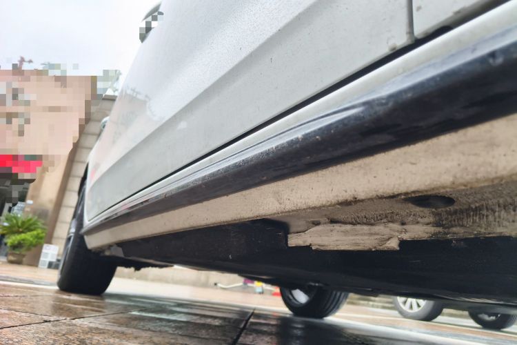 Used Audi A4L 2024 40 TFSI Luxury Dynamic Edition (Starry Night Version) Chassis Front Right