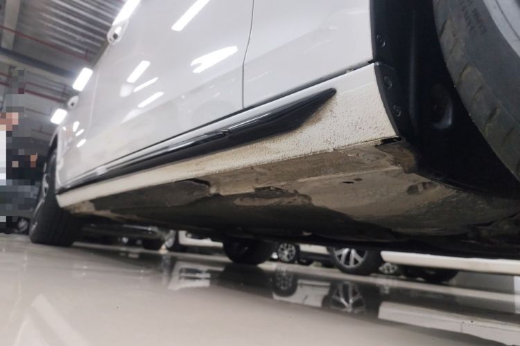Used Audi A4L 2024 40 TFSI Luxury Dynamic Edition Chassis Front Right
