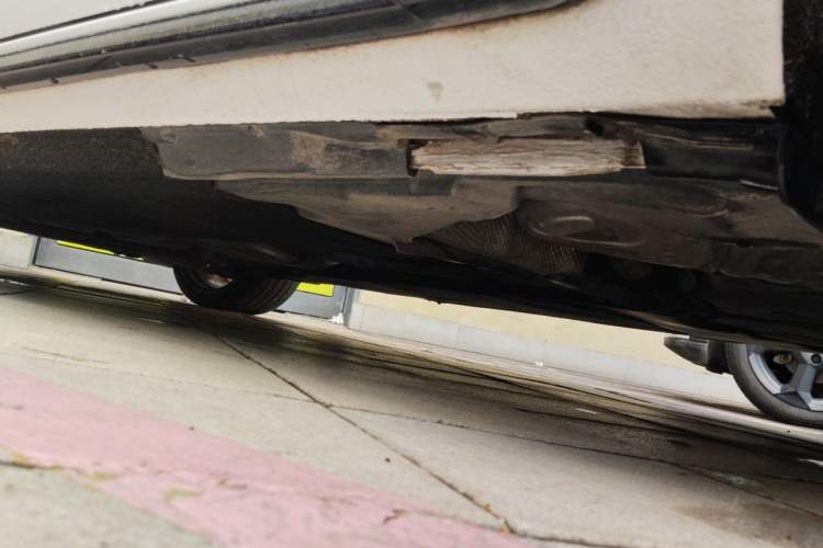 Used Audi A4L 2024 40 TFSI Luxury Dynamic Edition Chassis Rear Left